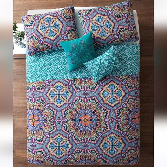 NIP VCNY HomeYara Reversible 5-Pc. Quilt Set King - Picture 1 of 4